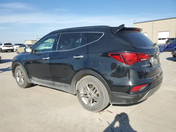 5XYZU3LBXHG479284 2017 HYUNDAI SANTA FE - Image 2