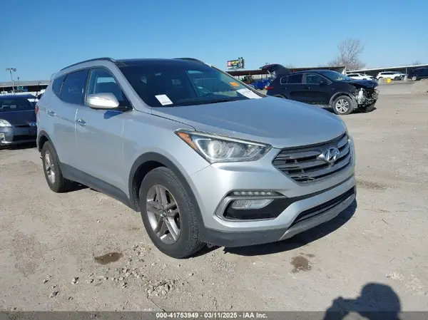 5XYZU3LBXHG495307 2017 HYUNDAI SANTA FE - Image 1