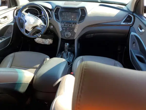 5XYZU3LBXHG497252 2017 HYUNDAI SANTA FE - Image 8