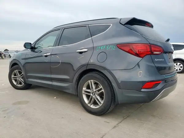 5XYZU3LBXHG497297 2017 HYUNDAI SANTA FE - Image 2