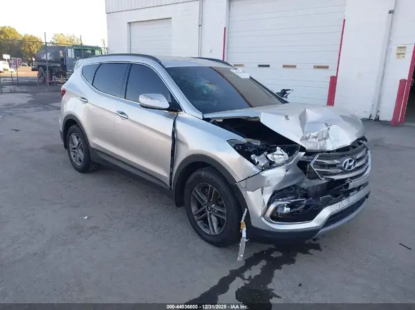 5XYZU3LBXJG564101 2018 HYUNDAI SANTA FE - Image 1