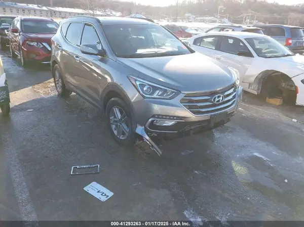 5XYZU3LBXJG568035 2018 HYUNDAI SANTA FE - Image 1