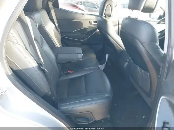 5XYZU4LA1JG516466 2018 HYUNDAI SANTA FE - Image 8