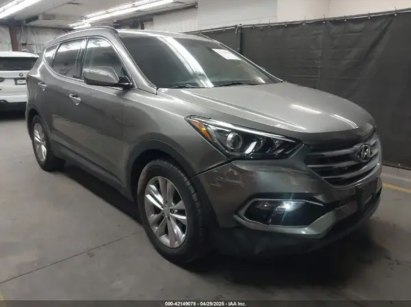 5XYZU4LA4JG570280 2018 HYUNDAI SANTA FE - Image 1