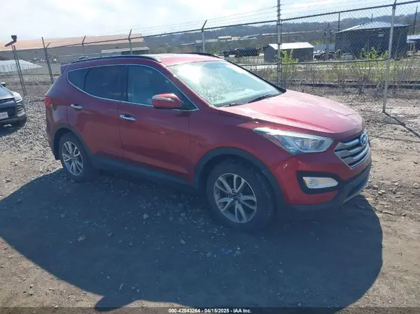 5XYZUDLA2GG308282 2016 HYUNDAI SANTA FE - Image 1