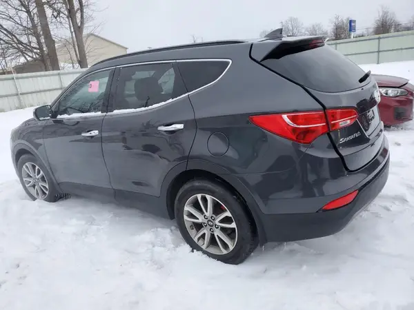 5XYZUDLA2GG332808 2016 HYUNDAI SANTA FE - Image 2