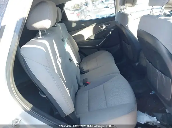 5XYZUDLA2GG377165 2016 HYUNDAI SANTA FE - Image 8