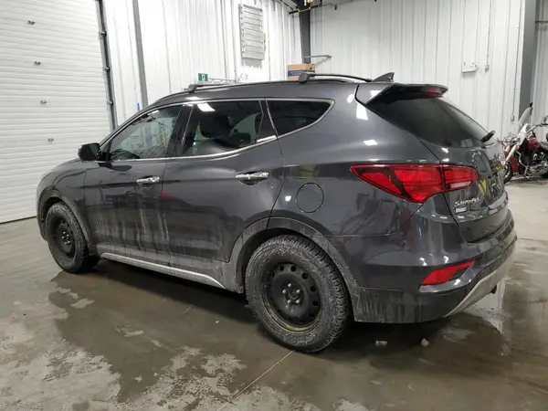 5XYZUDLA2HG401837 2017 HYUNDAI SANTA FE - Image 2