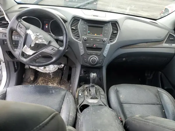 5XYZUDLA2HG463903 2017 HYUNDAI SANTA FE - Image 8
