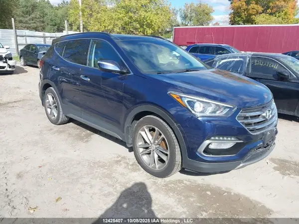 5XYZUDLA2HG494889 2017 HYUNDAI SANTA FE - Image 1