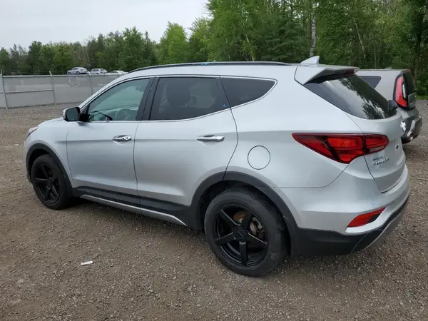 5XYZUDLA2JG508635 2018 HYUNDAI SANTA FE - Image 2