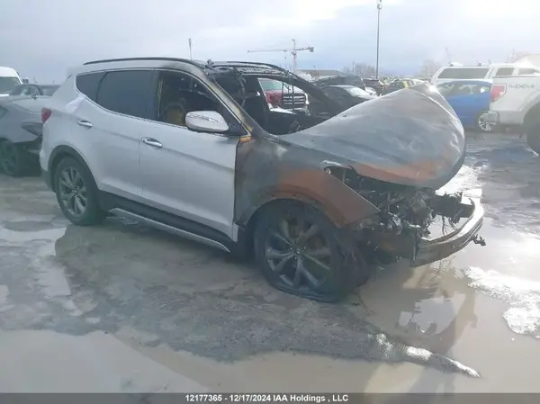 5XYZUDLA5JG539216 2018 HYUNDAI SANTA FE - Image 1