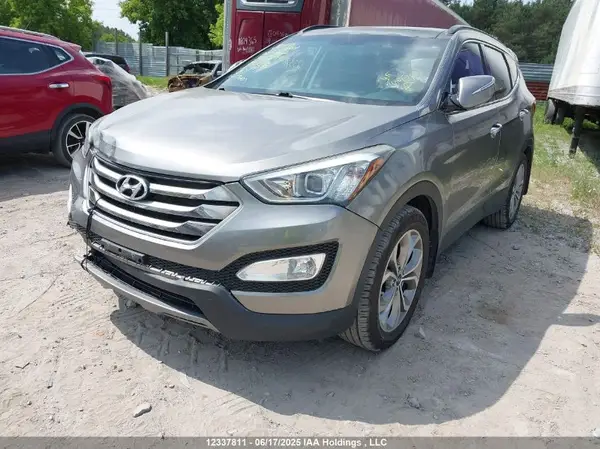 5XYZUDLA6GG307314 2016 HYUNDAI SANTA FE - Image 2