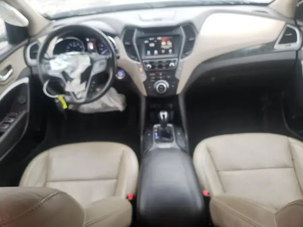 5XYZUDLA6HG380863 2017 HYUNDAI SANTA FE - Image 8