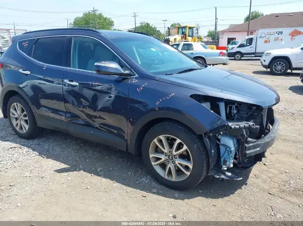 5XYZUDLA7GG357896 2016 HYUNDAI SANTA FE - Image 1