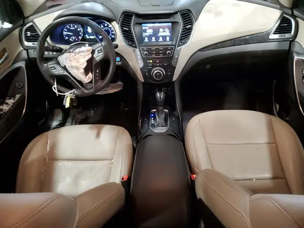 5XYZUDLA7HG439497 2017 HYUNDAI SANTA FE - Image 8