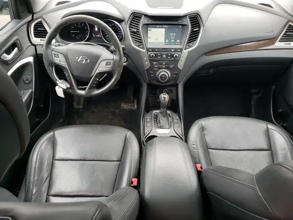 5XYZUDLA8HG401986 2017 HYUNDAI SANTA FE - Image 8