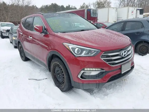 5XYZUDLA8HG423390 2017 HYUNDAI SANTA FE - Image 1