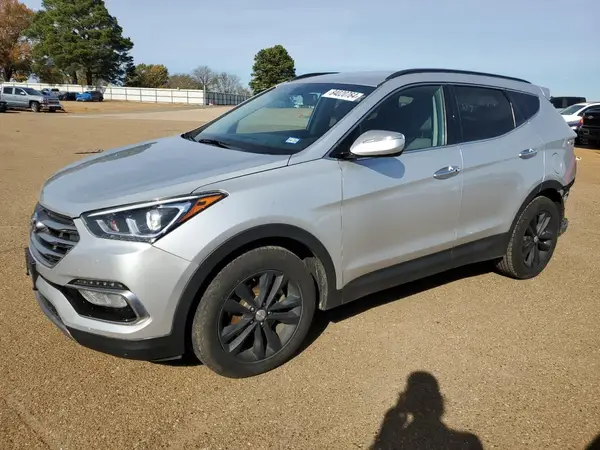 5XYZUDLA8JG536519 2018 HYUNDAI SANTA FE - Image 1