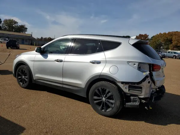 5XYZUDLA8JG536519 2018 HYUNDAI SANTA FE - Image 2
