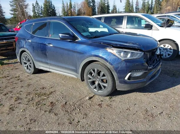 5XYZUDLA8JG546631 2018 HYUNDAI SANTA FE - Image 1