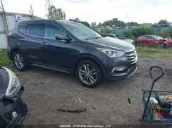 5XYZUDLA9HG390884 2017 HYUNDAI SANTA FE