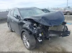 5XYZUDLA9HG396880 2017 HYUNDAI SANTA FE