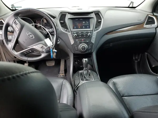 5XYZUDLA9HG437458 2017 HYUNDAI SANTA FE - Image 8