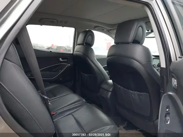 5XYZUDLA9HG471867 2017 HYUNDAI SANTA FE - Image 8