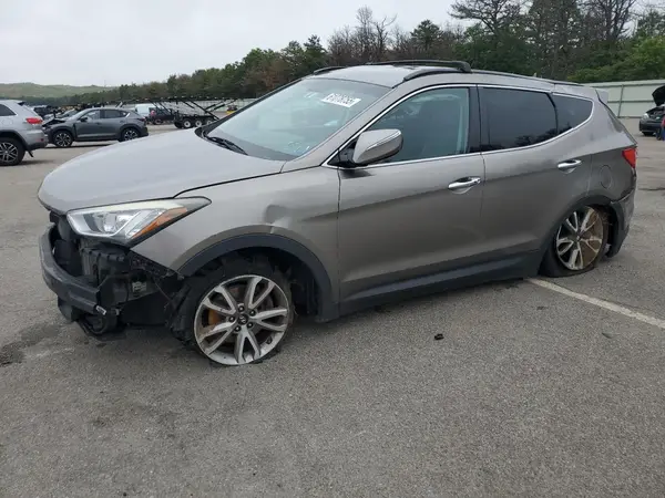 5XYZUDLAXGG316369 2016 HYUNDAI SANTA FE - Image 1