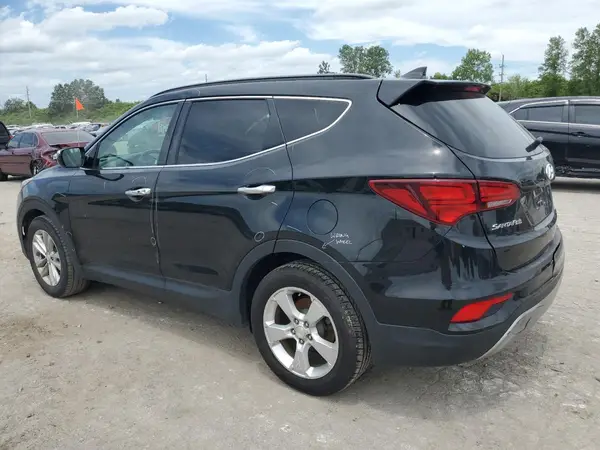 5XYZUDLAXHG479816 2017 HYUNDAI SANTA FE - Image 2