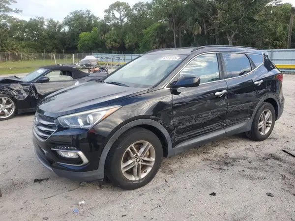 5XYZUDLB0HG385582 2017 HYUNDAI SANTA FE - Image 1
