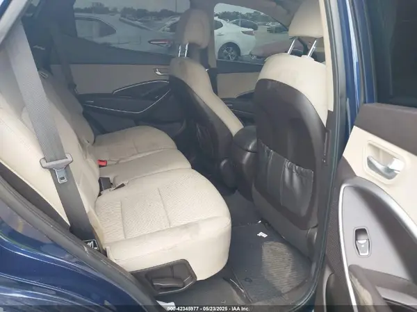 5XYZUDLB0HG470812 2017 HYUNDAI SANTA FE - Image 8