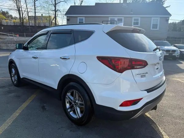 5XYZUDLB0JG518430 2018 HYUNDAI SANTA FE - Image 2