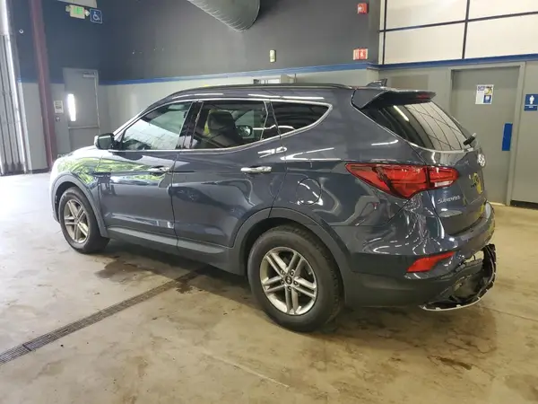5XYZUDLB0JG522302 2018 HYUNDAI SANTA FE - Image 2