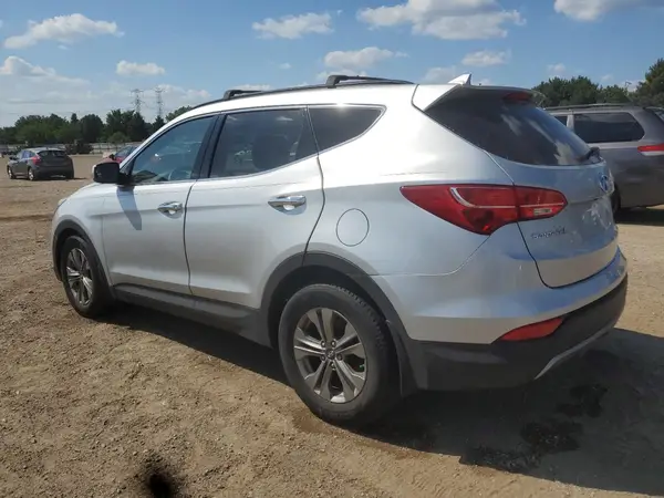 5XYZUDLB1GG318827 2016 HYUNDAI SANTA FE - Image 2