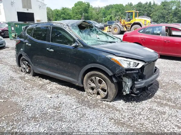 5XYZUDLB1GG370491 2016 HYUNDAI SANTA FE - Image 1