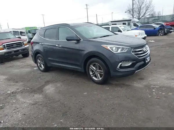 5XYZUDLB1HG387227 2017 HYUNDAI SANTA FE - Image 1