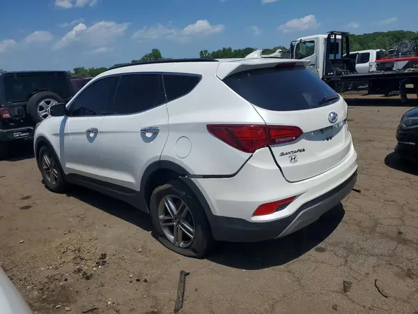 5XYZUDLB1HG387437 2017 HYUNDAI SANTA FE - Image 2