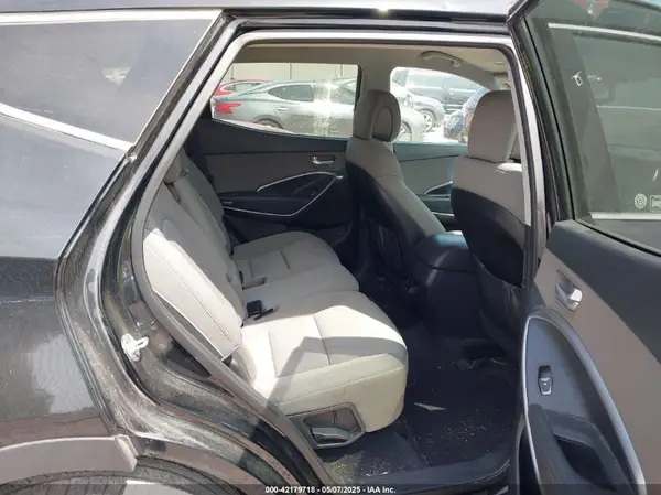5XYZUDLB1HG413194 2017 HYUNDAI SANTA FE - Image 8