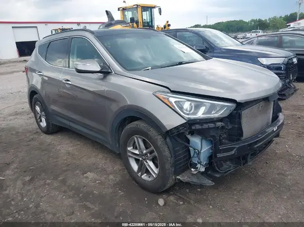 5XYZUDLB1HG416452 2017 HYUNDAI SANTA FE - Image 1