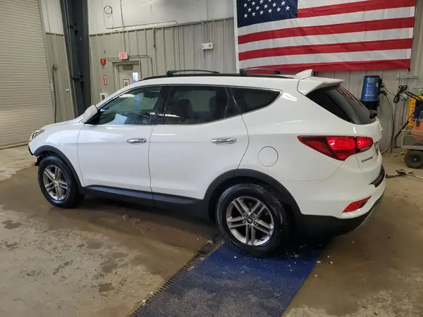 5XYZUDLB1HG430514 2017 HYUNDAI SANTA FE - Image 2