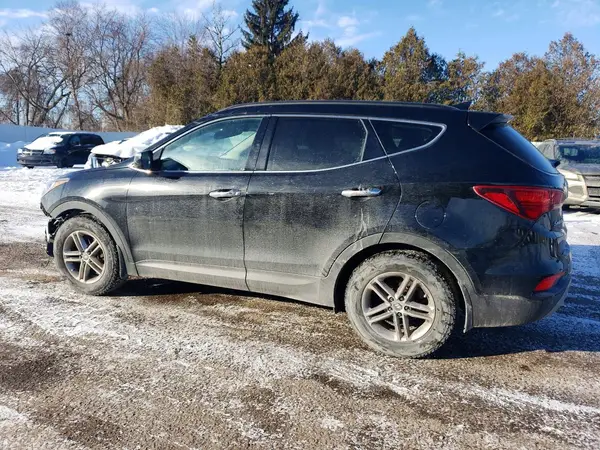 5XYZUDLB1HG436300 2017 HYUNDAI SANTA FE - Image 2