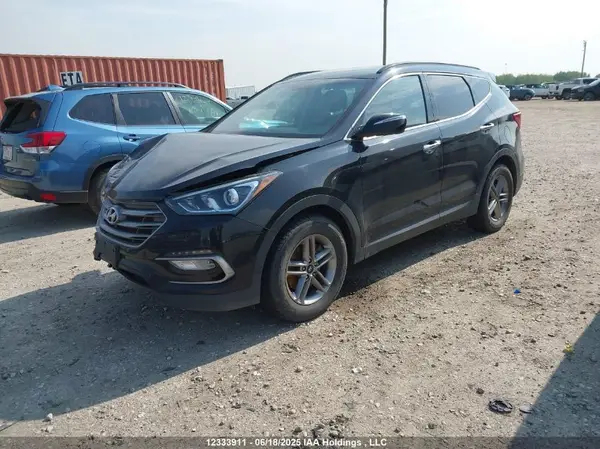 5XYZUDLB1HG467076 2017 HYUNDAI SANTA FE - Image 2