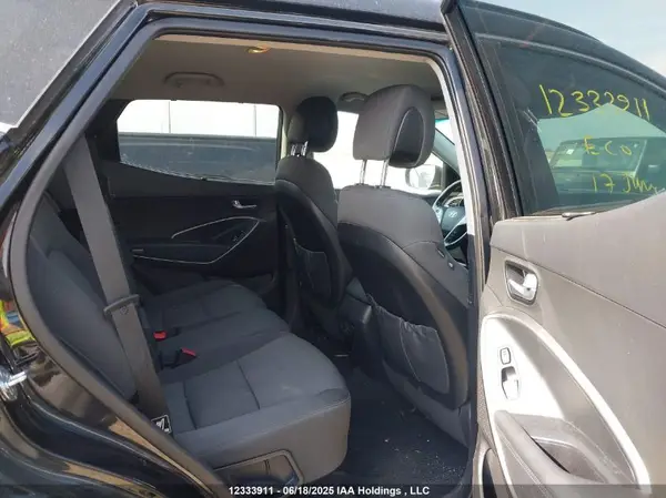 5XYZUDLB1HG467076 2017 HYUNDAI SANTA FE - Image 8