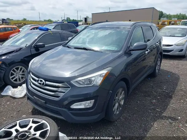 5XYZUDLB2GG307111 2016 HYUNDAI SANTA FE - Image 2