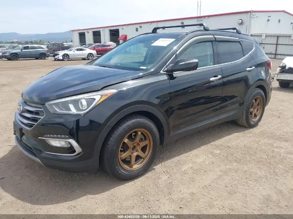 5XYZUDLB2HG383526 2017 HYUNDAI SANTA FE - Image 2