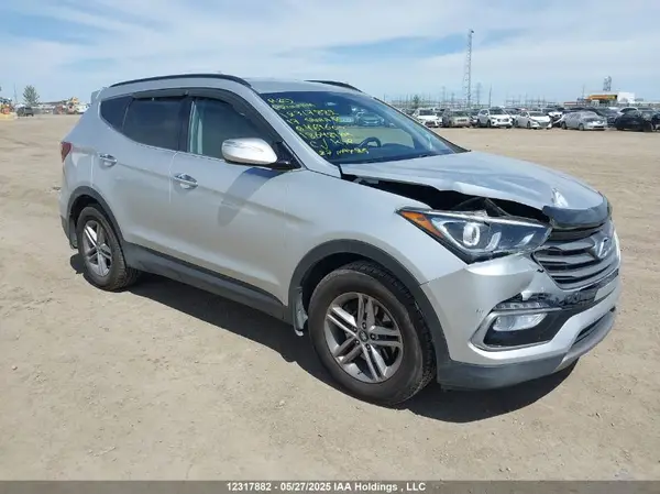 5XYZUDLB2HG469600 2017 HYUNDAI SANTA FE - Image 1