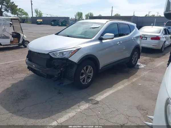 5XYZUDLB3GG308266 2016 HYUNDAI SANTA FE - Image 2