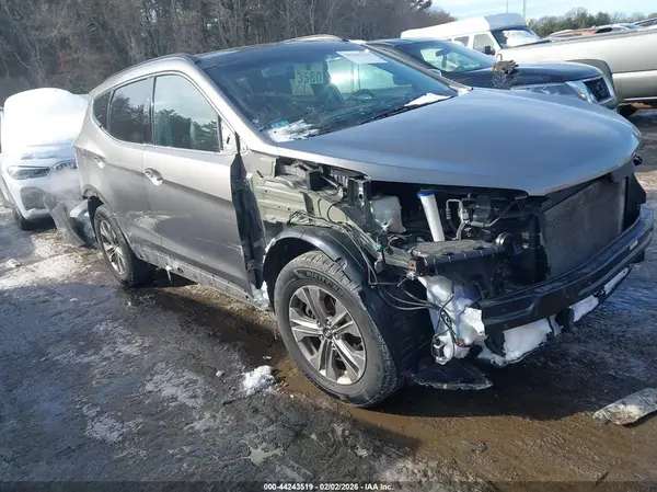 5XYZUDLB3GG311605 2016 HYUNDAI SANTA FE - Image 1